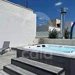 Blumarine E Vasca Jacuzzi By Cala Salento * 토레 라필로
