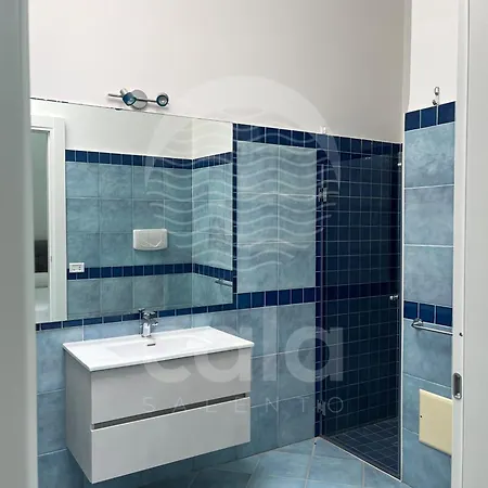 Blumarine E Vasca Jacuzzi By Cala Salento Torre Lapillo