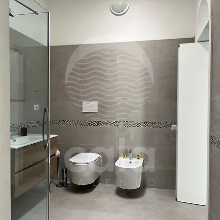 בית נופש Blumarine E Vasca Jacuzzi By Cala Salento טורה לפילו