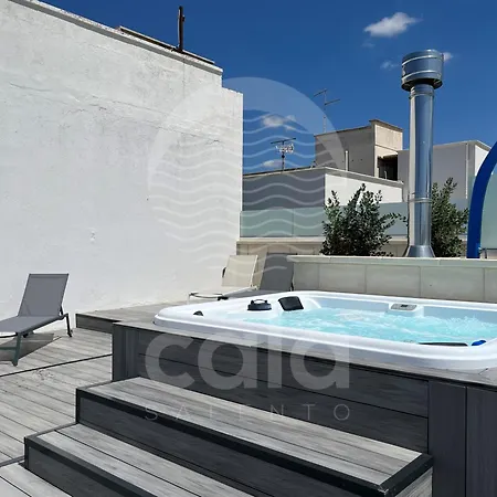 Blumarine E Vasca Jacuzzi By Cala Salento * Torre Lapillo