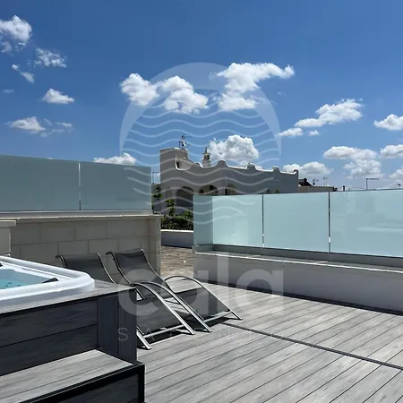 Blumarine E Vasca Jacuzzi By Cala Salento * Torre Lapillo