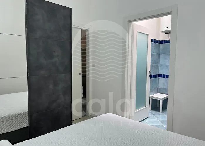 Holiday home Blumarine E Vasca Jacuzzi By Cala Salento *
