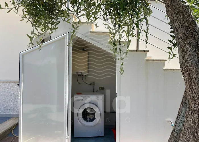 Blumarine E Vasca Jacuzzi By Cala Salento Holiday home Torre Lapillo