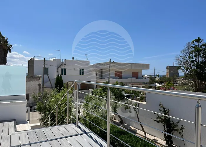 Holiday home Blumarine E Vasca Jacuzzi By Cala Salento Torre Lapillo