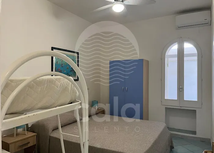 Holiday home Blumarine E Vasca Jacuzzi By Cala Salento *
